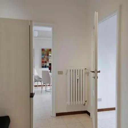Marche Halldis Apartment