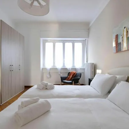 Marche Halldis Apartment Milan