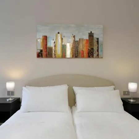 Marche Halldis Apartment Milan